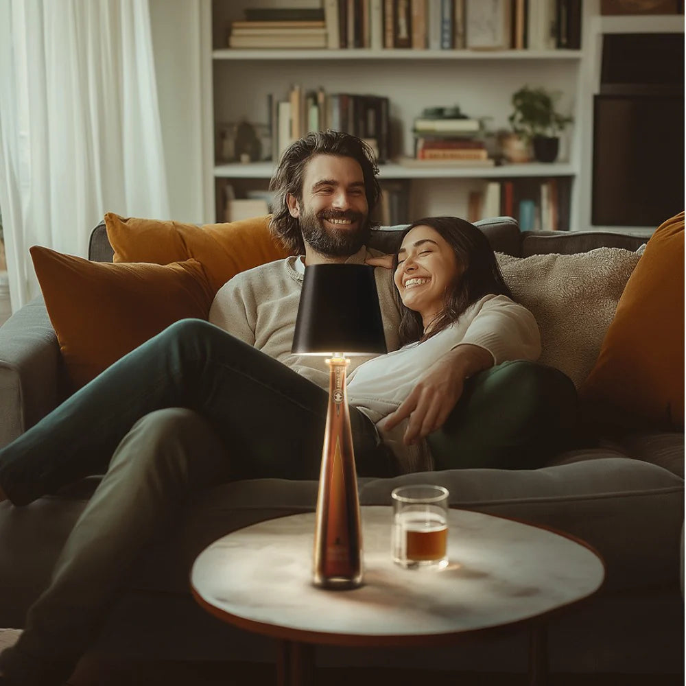 Luminária de Mesa Recarregável BOTTLE™